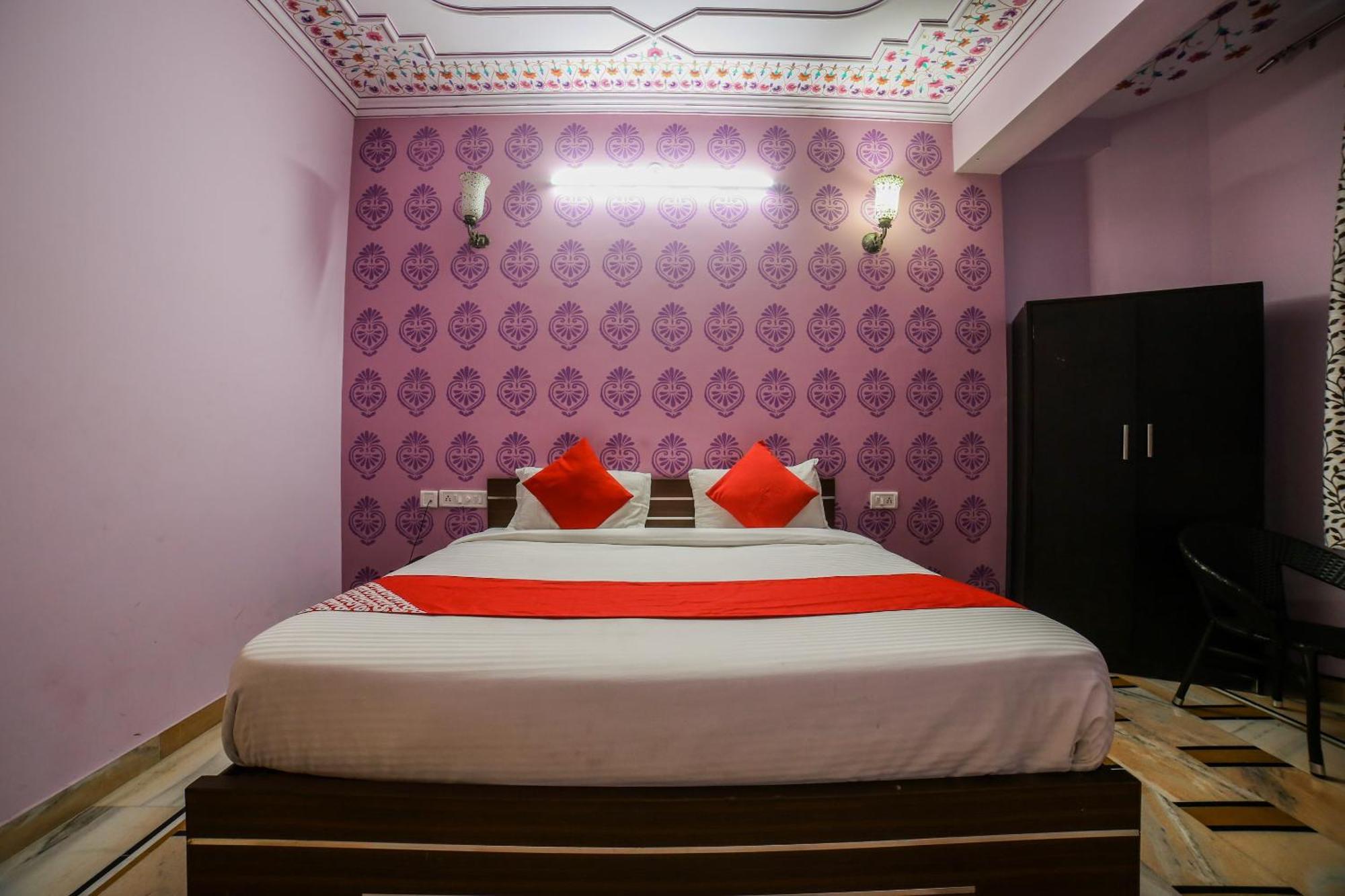 Collection O 36316 Hotel White Palace Jaipur Exteriör bild